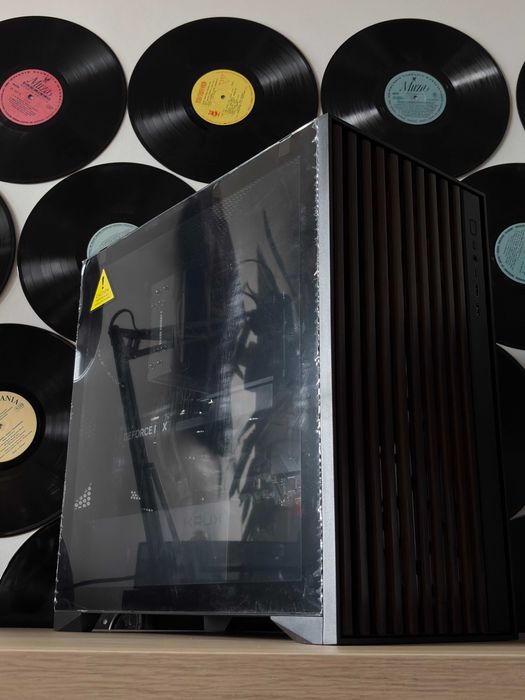 Komputer do gier, stacja robocza AI RTX5070/R5 7600x/32GB DDR5/1TBNVME