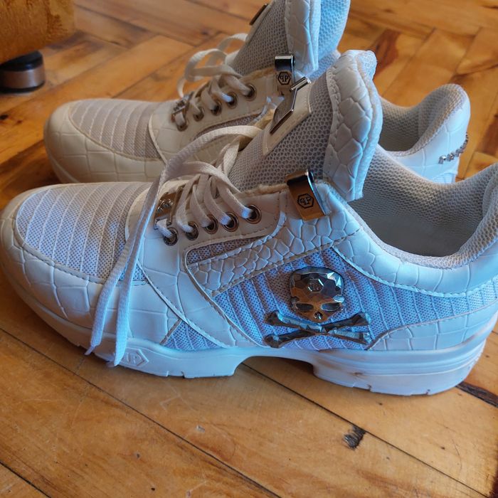 Кроссовки модные фирма Phillipp Plein