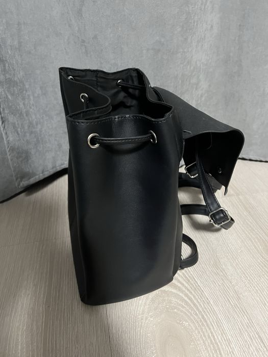 Сумочка , рюкзак портфель клатч