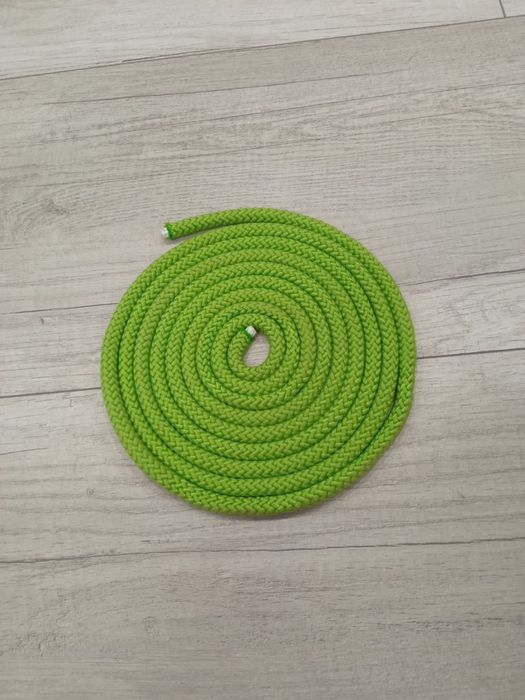 скакалка для художньої гімнастики