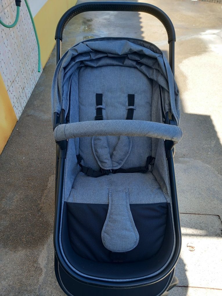 Carrinho Bebé em bom estado