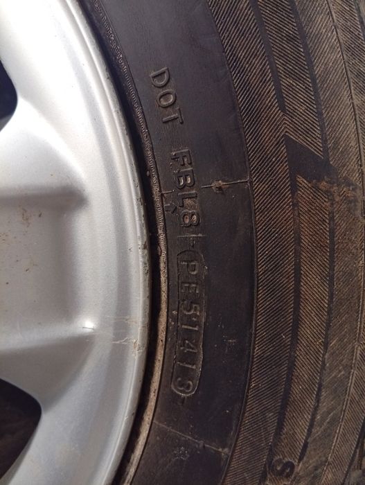Продам резину з дисками