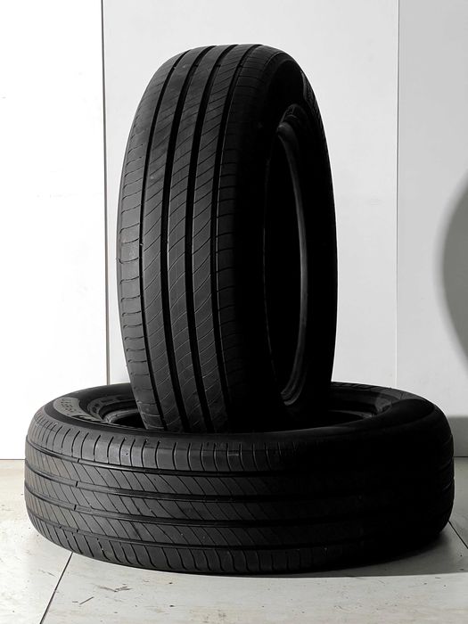 Pneus Michelin Primacy 4 - 215/65/17 - Excelentes