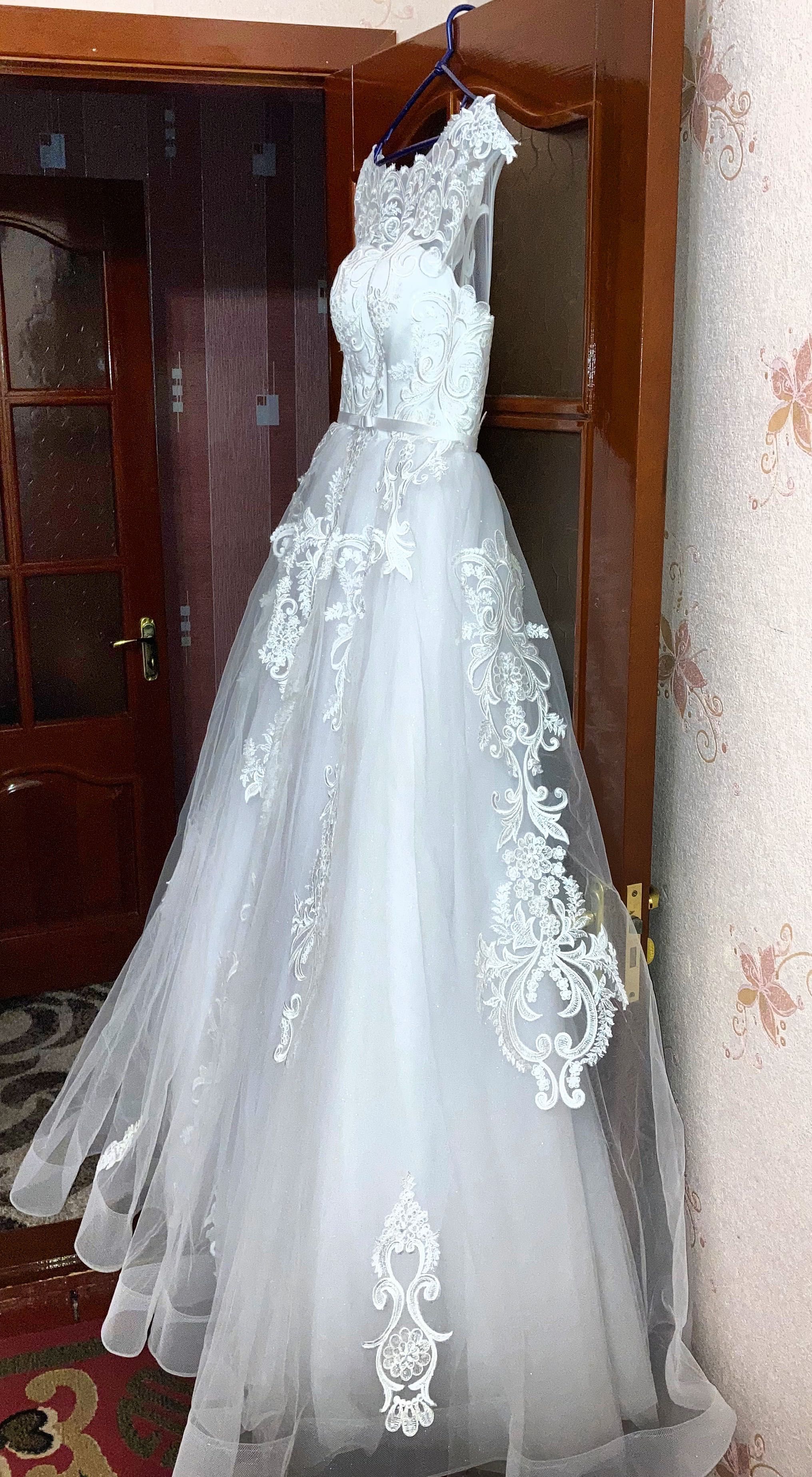 Весільна сукня Невінчана