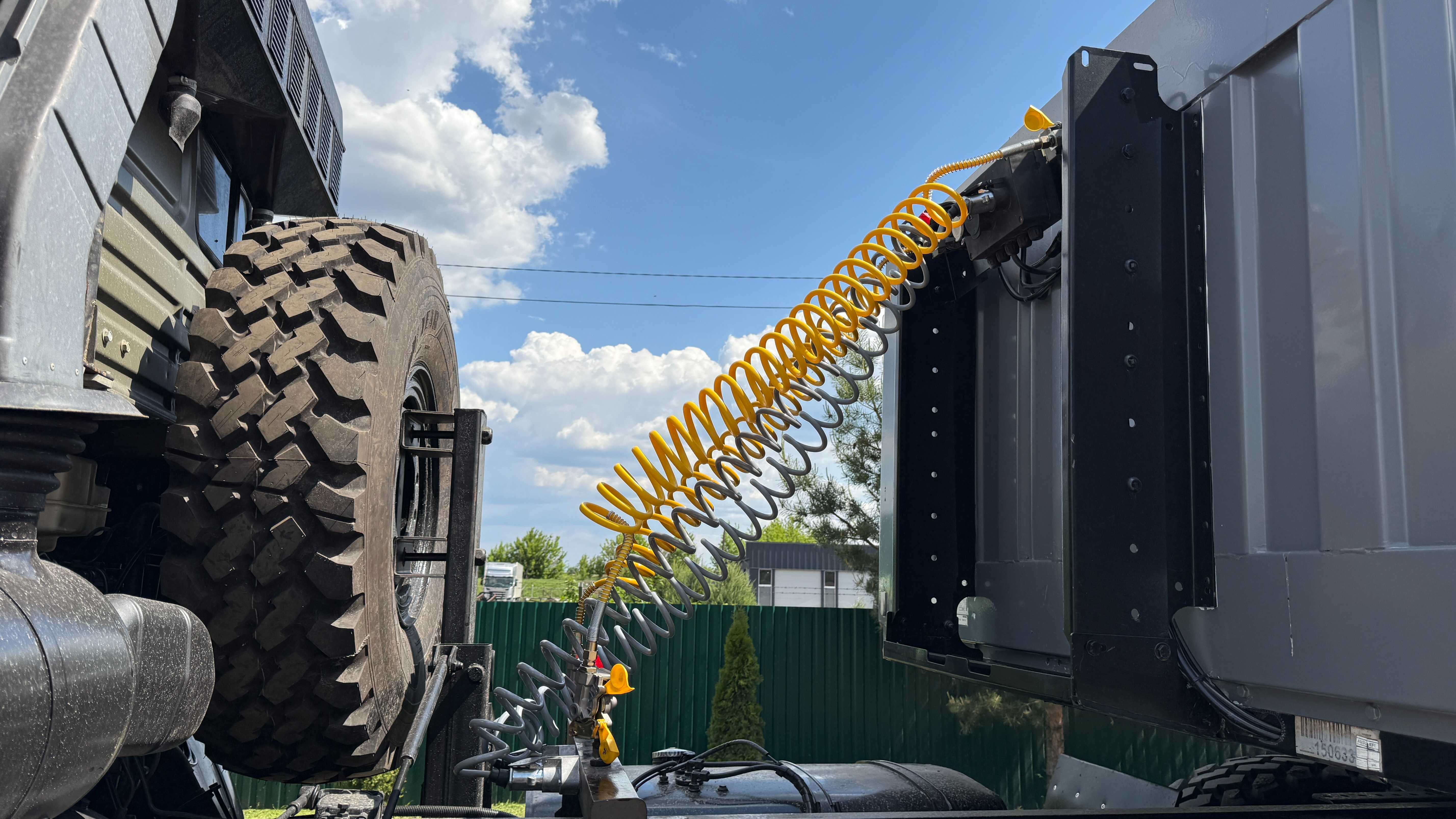 КАМАЗ 4310 Сідловий тягач