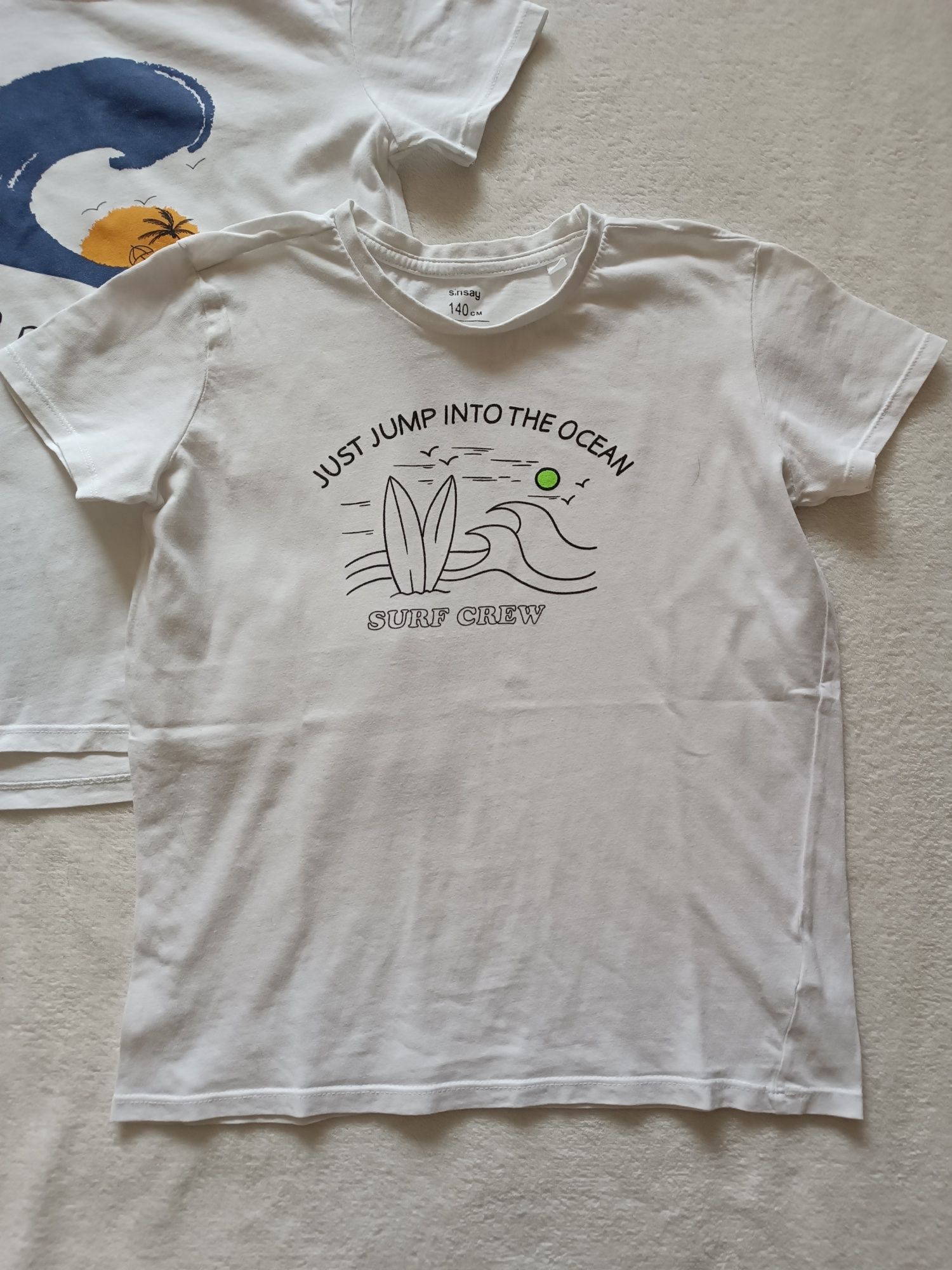 Koszulki t-shirty Sinsay rozmiar 140