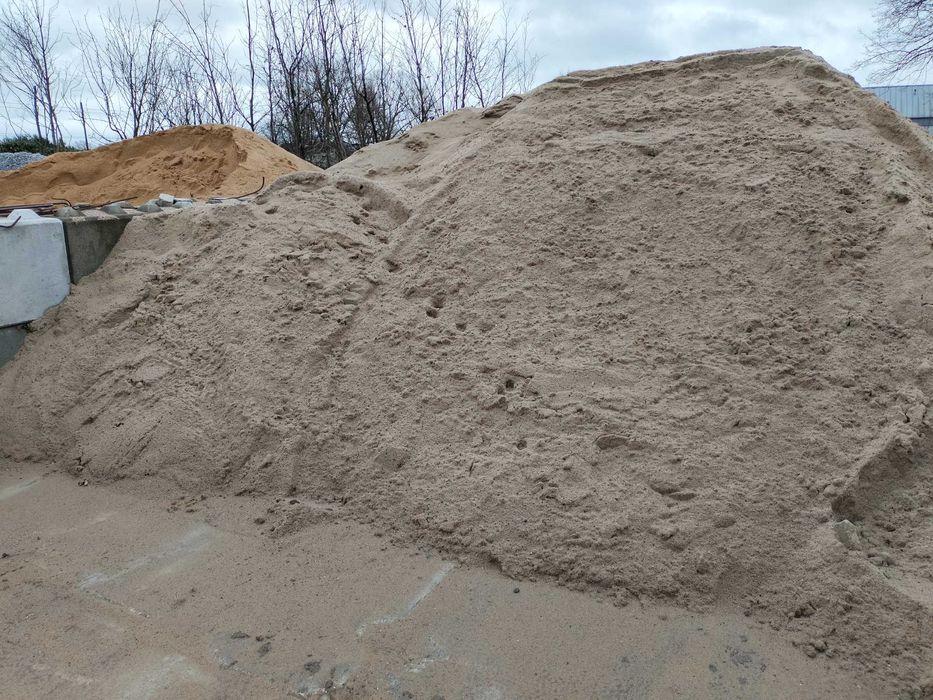 Usługi HDS, HDS z łyżką (czerpakiem), wywóz ziemi