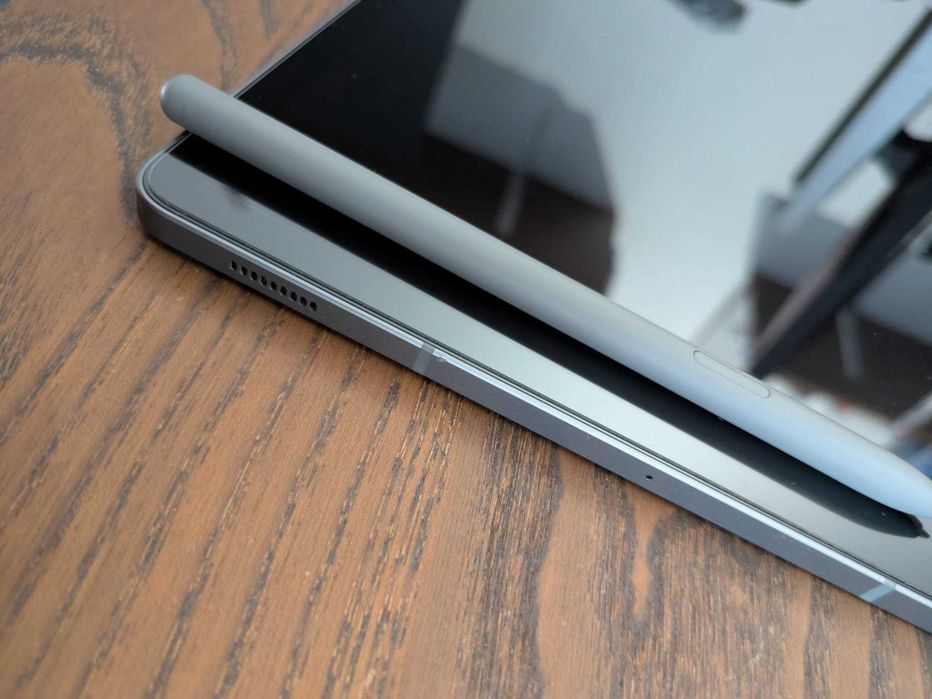 Samsung Tab S9 FE+ em caixa original com acessorios
