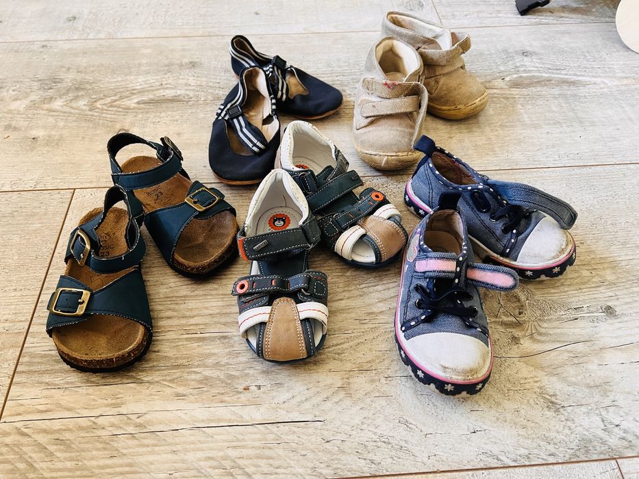 Buty dziecięce rozmiar 23 / 5 par
