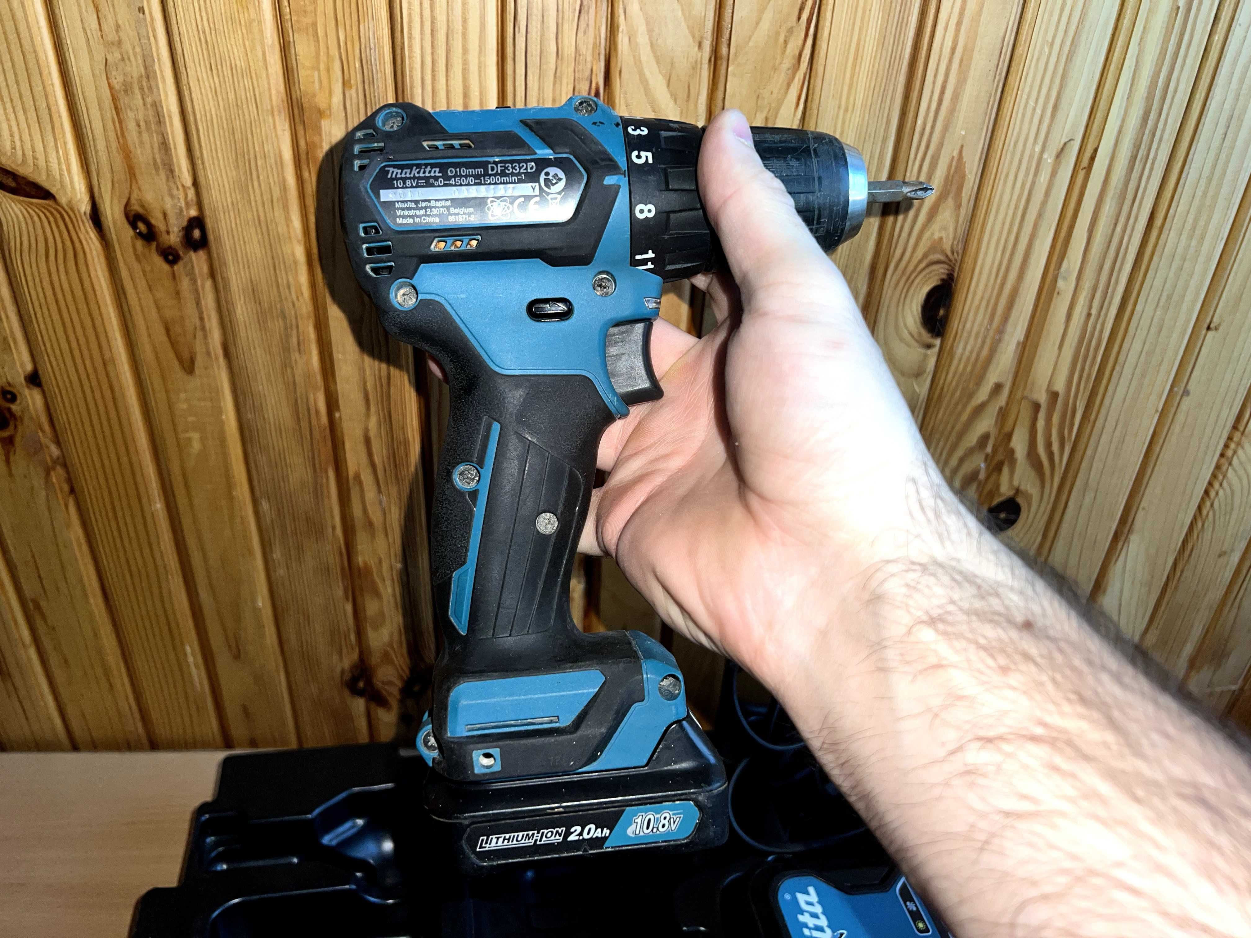 Шурупокрут безщітковий Makita DF332D з акумулятором та зарядним