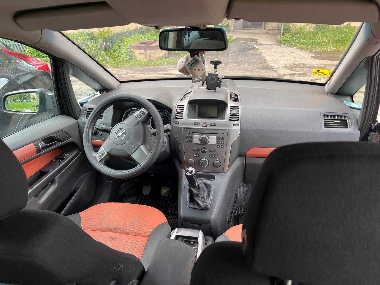 Продам автомобіль Opel Zafira B 2005 р, 1.8 Газ/Бензин