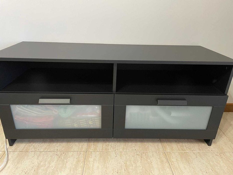 Móvel de TV com 2 gavetas