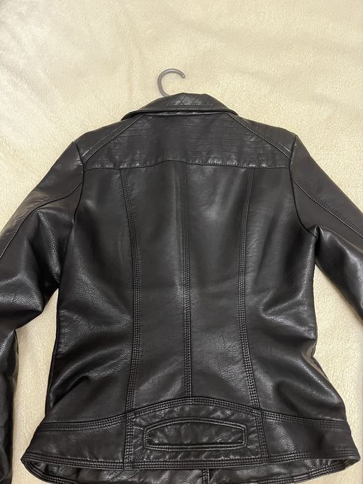 Куртка з екошкіри