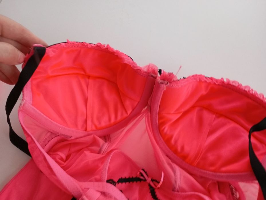 Komplet zestaw koszulka nocna pas do pończoch majtki M/L