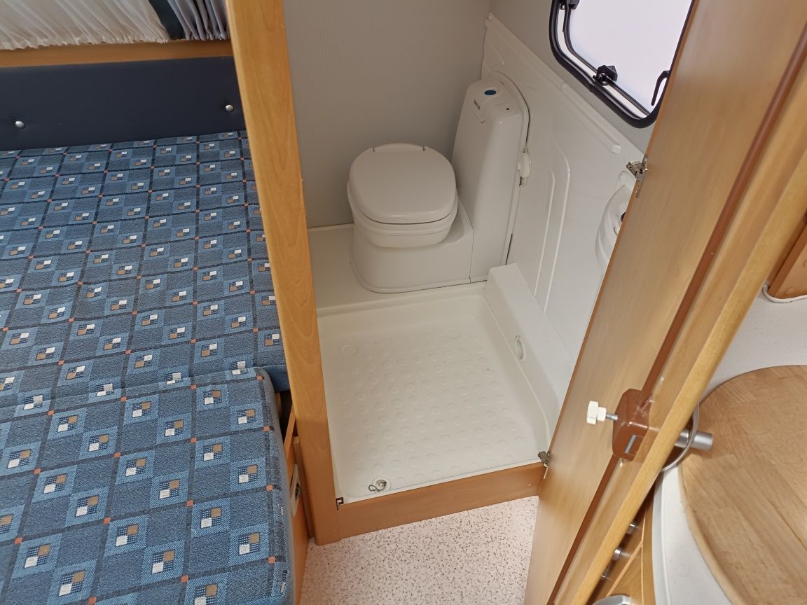 Knaus Holiday 395 TF-super stan i układ,łóżko francuskie,przedsionek