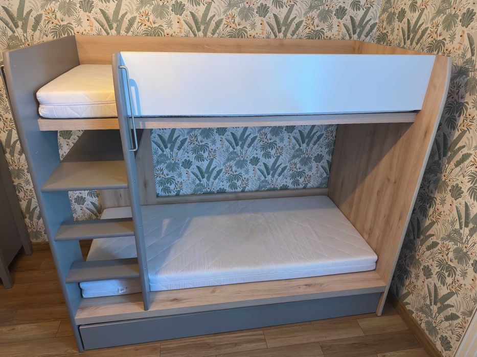 Łóżko piętrowe Namek 180x80 cm z materacami - jak nowe, na gwarancji