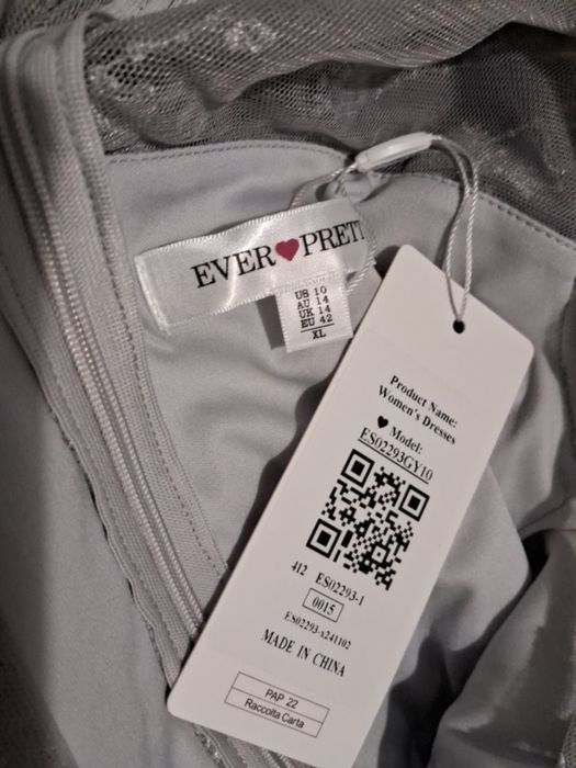 Святкова ніжна пишна сукня фатин плаття міді вечірнє