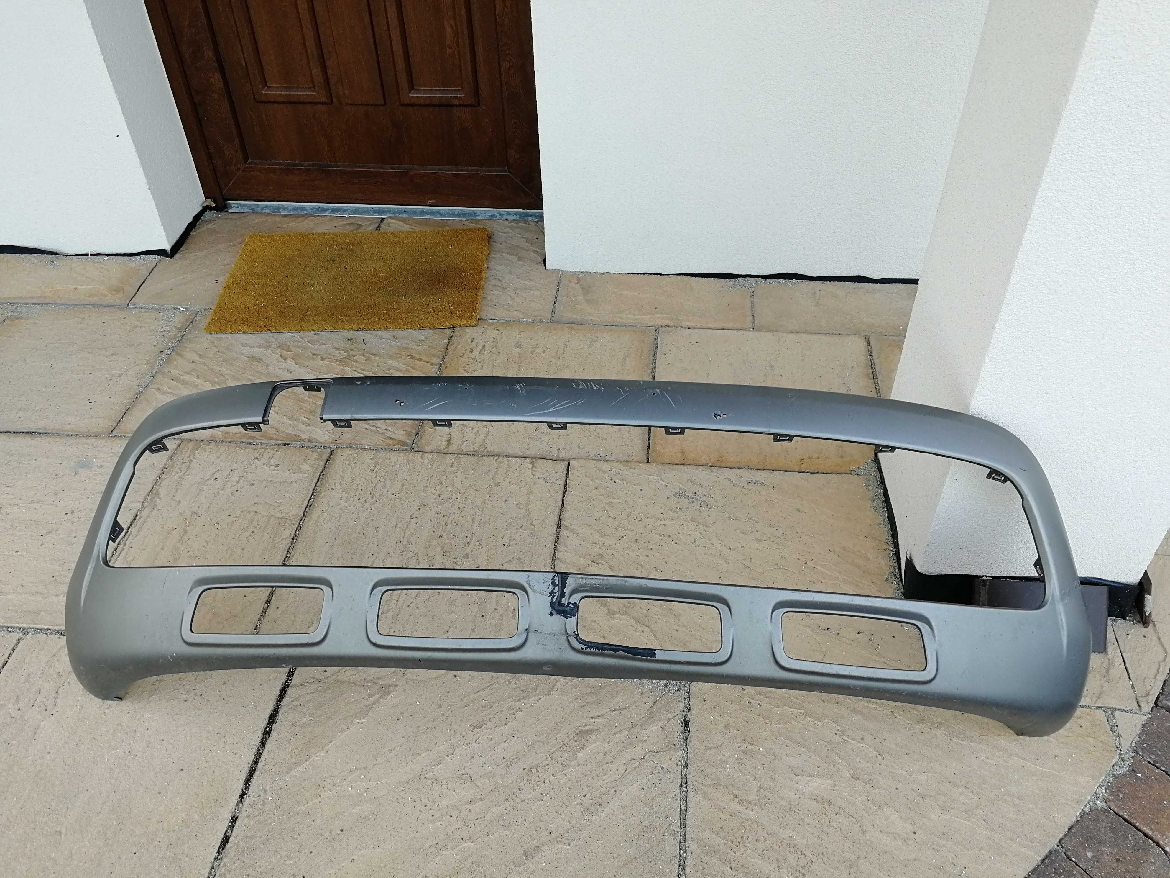Fiat 500L Cross GRILL ATRAPA Nakładka kratki zderzaka przedniego