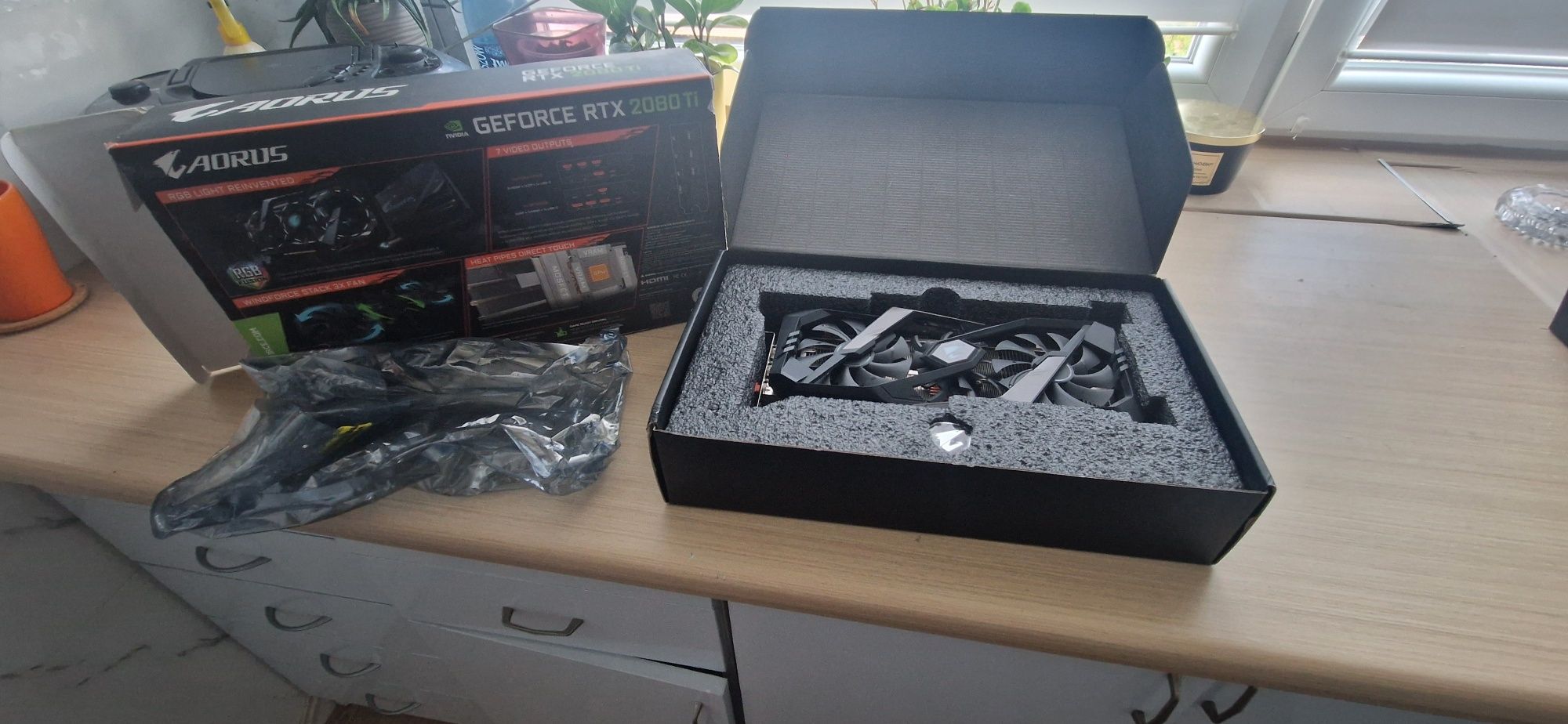 Gigabyte rtx 2080ti Aourus
