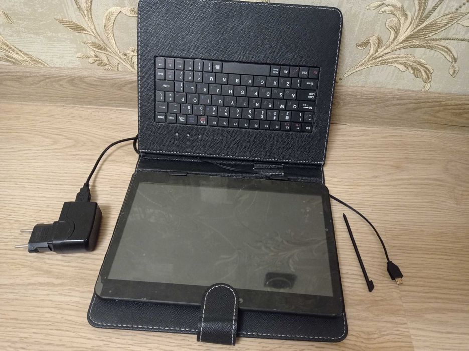 Планшет Lenovo S6000T б/у
