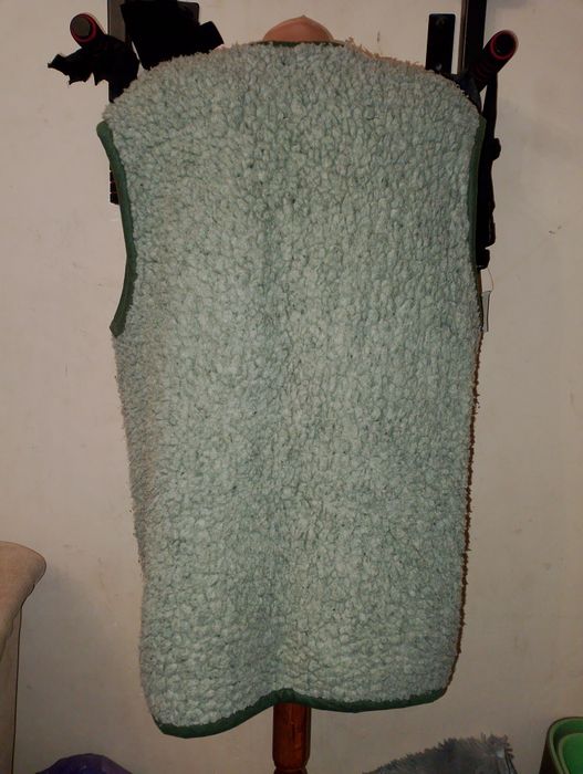 Жилет 100 % шерсть