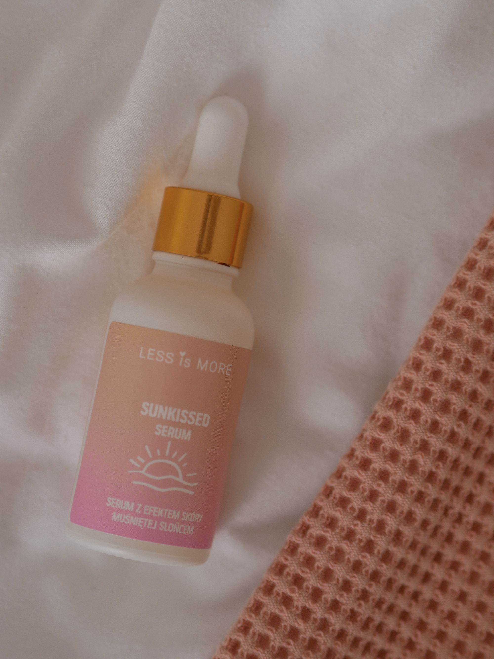 Less is More Sunkissed Serum 60 ml nowe