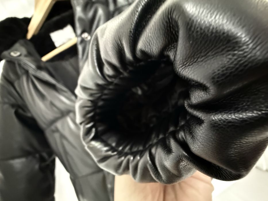 Тепла куртка Zara 128