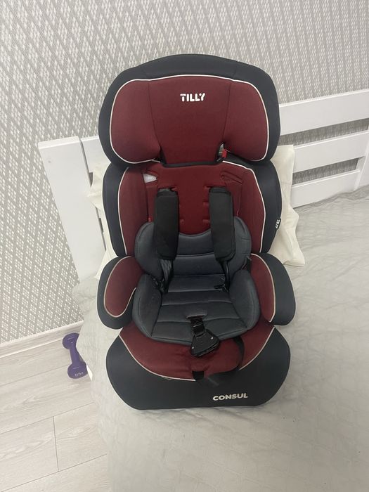 Дитяче авто крісло Tilly