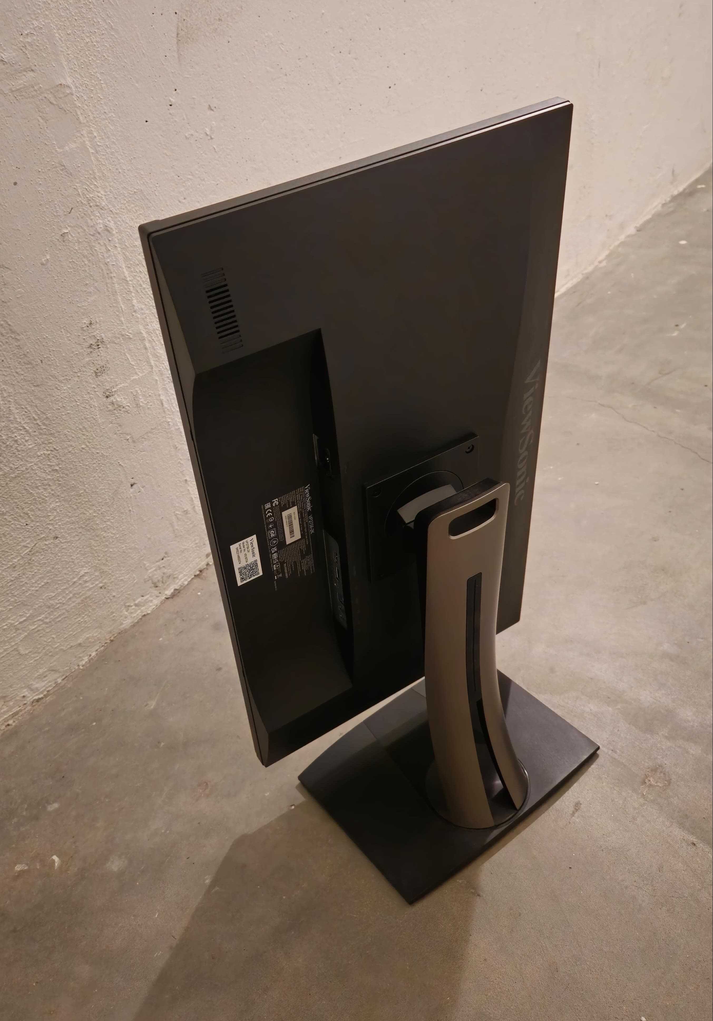 Monitor ViewSonic VP2756-2K de 27" (em Carnaxide)