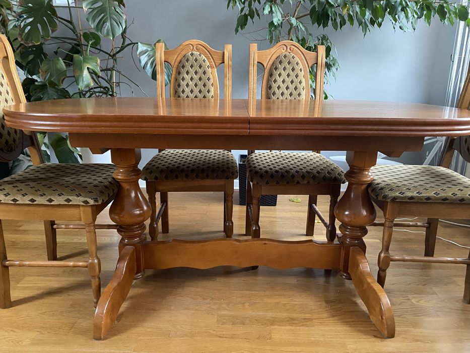 Stół dębowy z 6 kszesłami