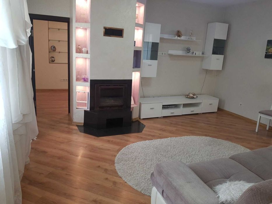 2-х кімнатна квартира , м. Кам'янка-Бузька,  ЦЕНТР