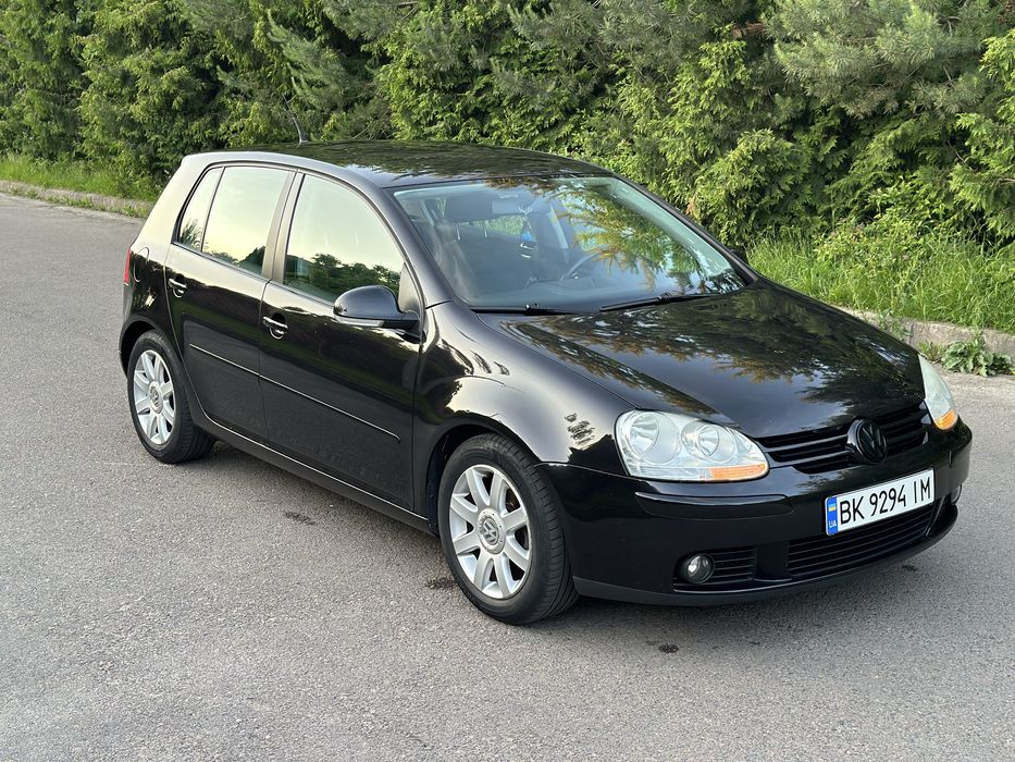 Volkswagen Golf 5 V 1.4MPI