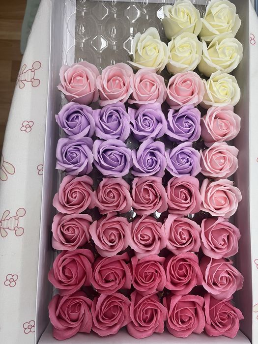 Продам мильні троянди