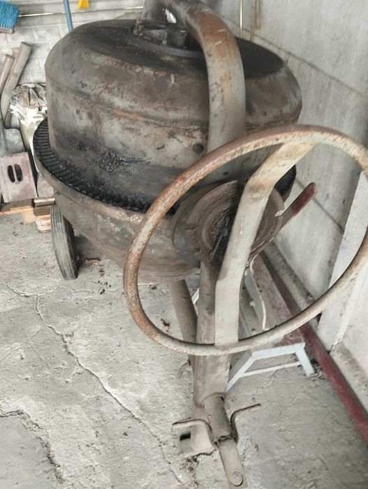 Betoniarka 200/250 3 fazy