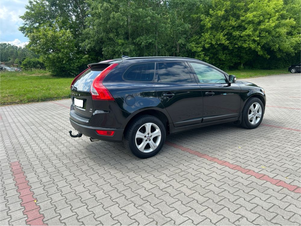 Volvo XC60 2.4 D5 AWD 205KM Automat Xsenon Skóra Hak Webasto