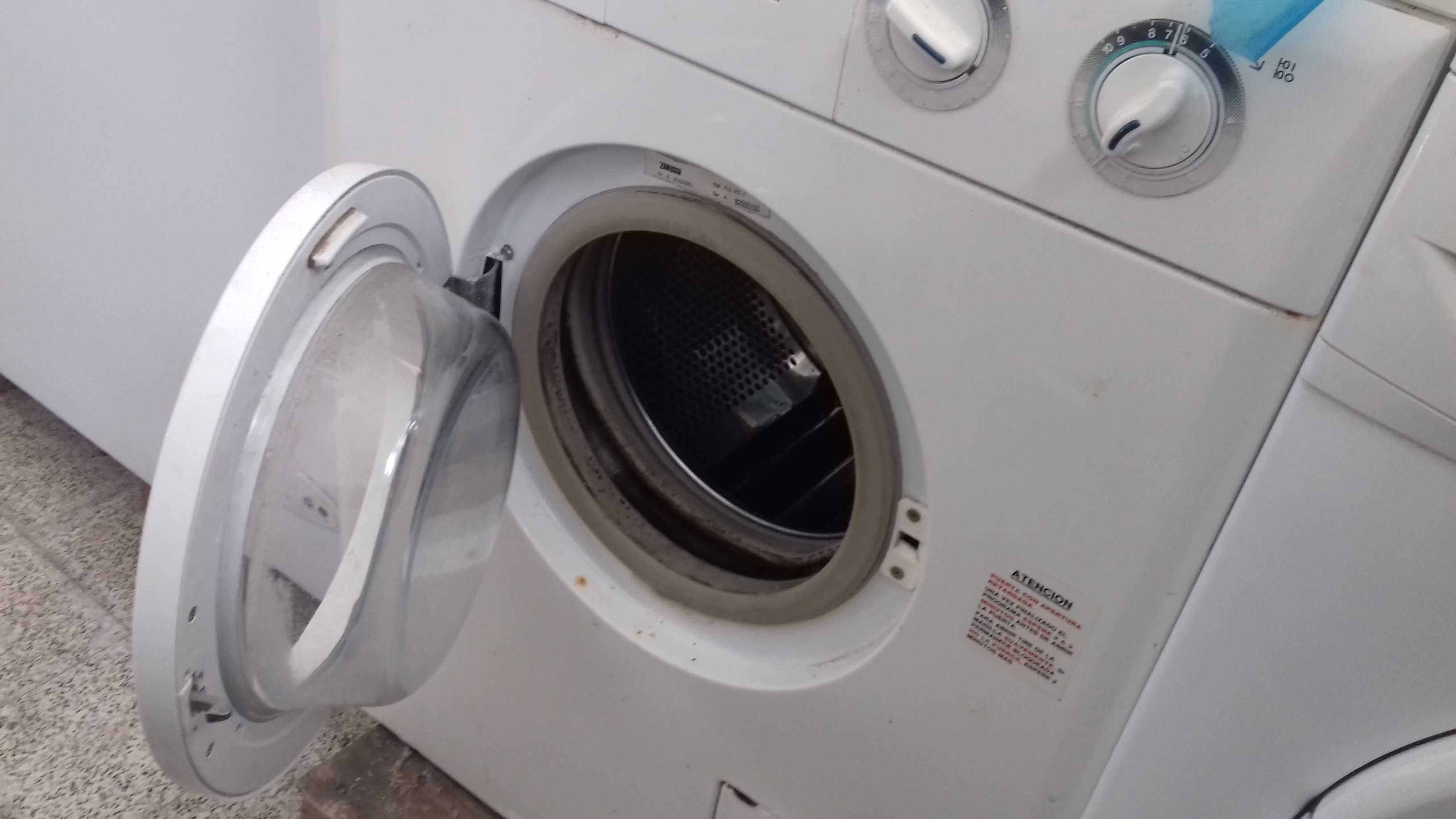 Maquina lavar roupa Zanussi e esquentador Vaillant para peças