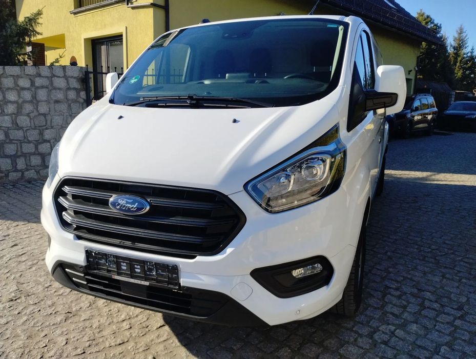 Ford transit custom  Ford Custom bardzo mały brzebieg super wyposażony polecam autko z Niem