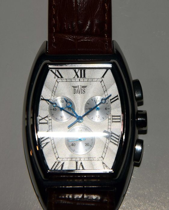 Relógio Davis 0030 Retro Tonneau chronograph