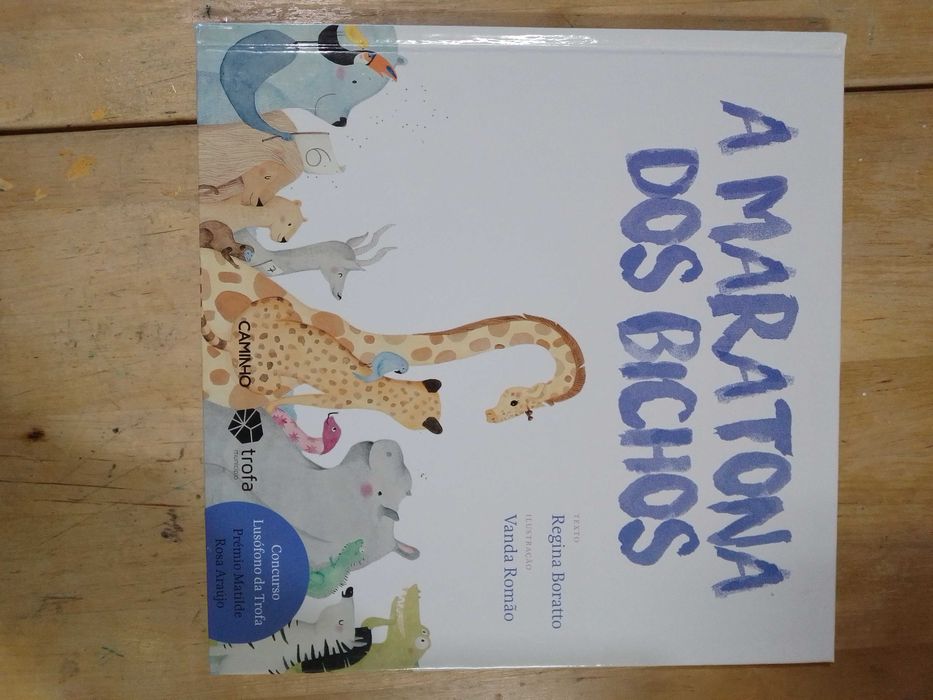 Vendo vários livros