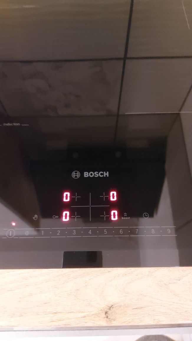 Płyta indukcyjna firmy Bosch