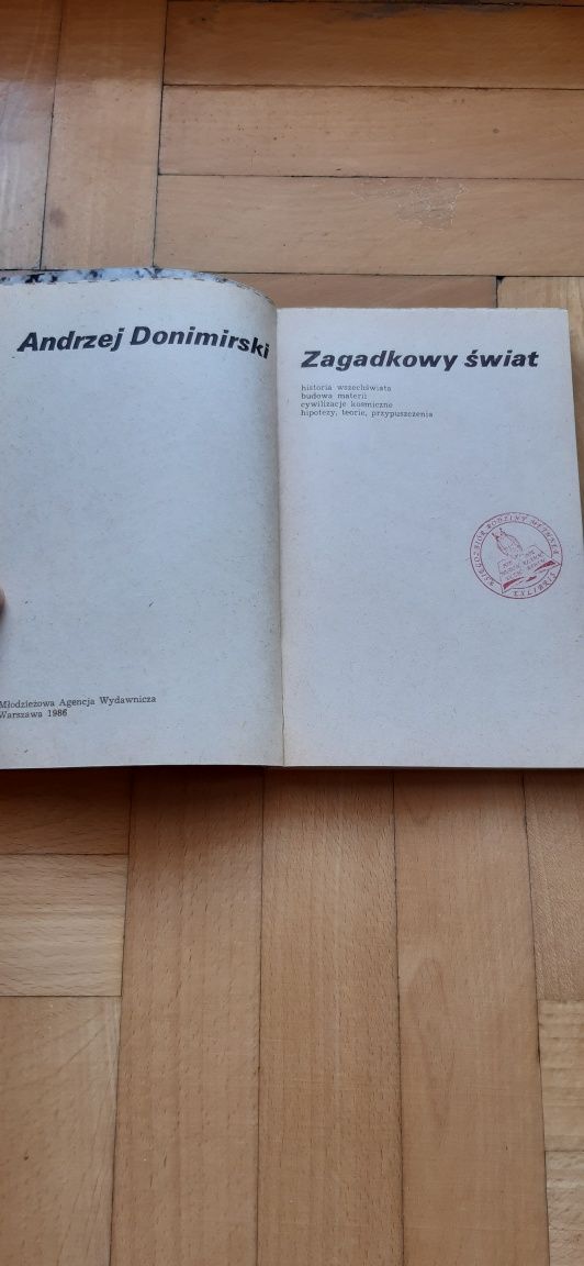 Zagadkowy  świat - A. Donimirski