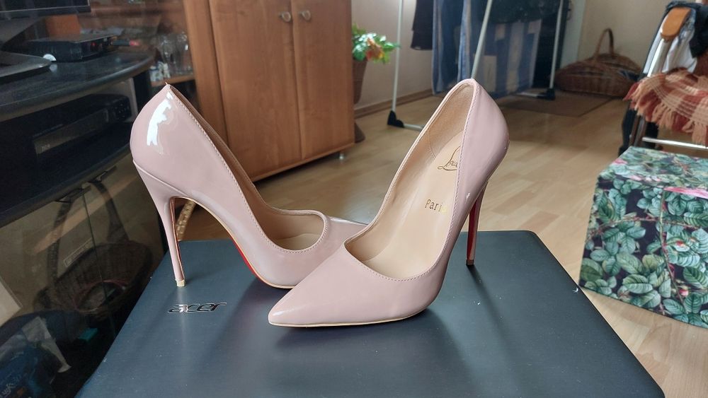 Szpilki ala Louboutin nr 38 - nude skóra