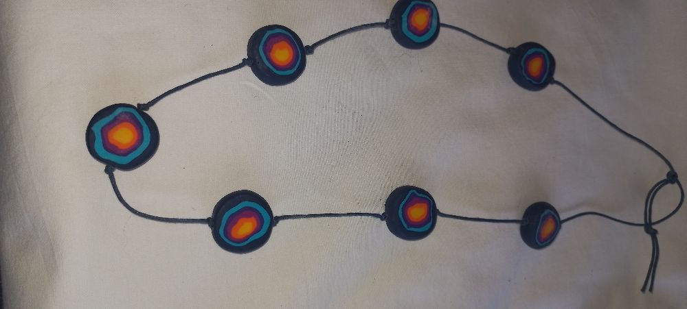 Colares de bijuteria