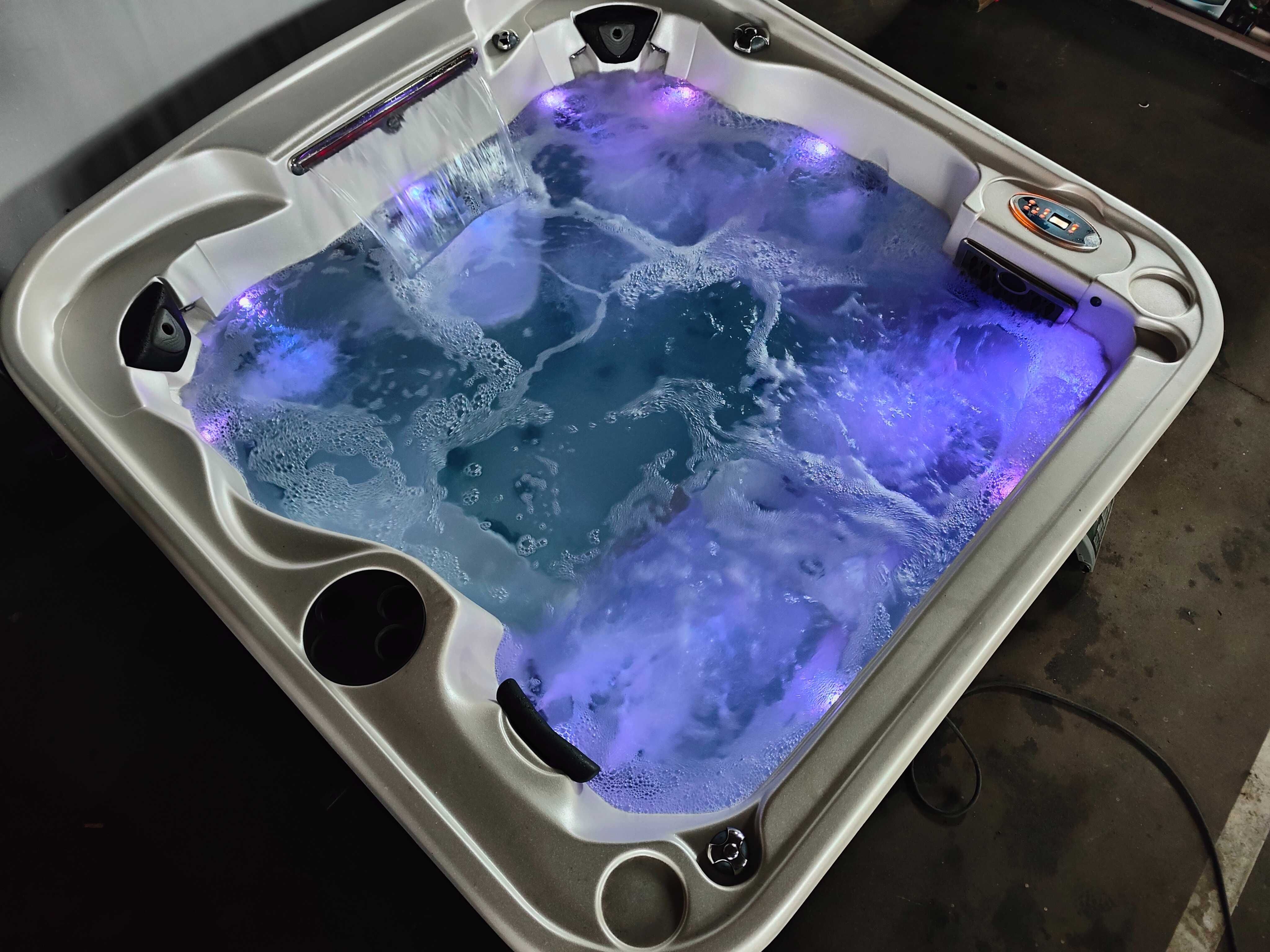 Jacuzzi ogrodowe całoroczne , Balboa , Gecko - Transport gratis