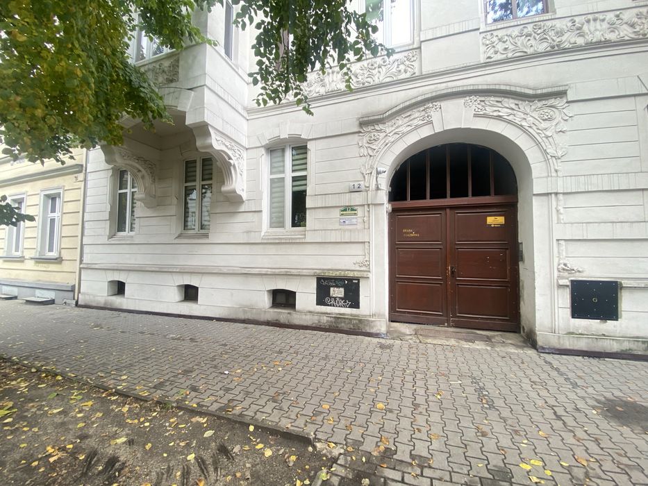 Mieszkanie do wynajęcia, zaciszne centrum Bytomia, nieumeblowane.