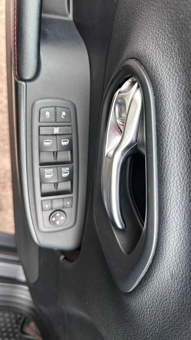 Продам Jeep Cherokee 2017