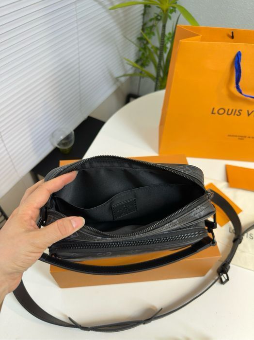 Сумка мужская Louis Vuitton mini soft  tuunk черная кожаная оригинал