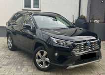toyota rav-4 2019 року