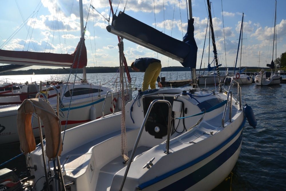 Czarter jachtu Czaplinek jezioro Drawsko 2025 - Sasanka 660