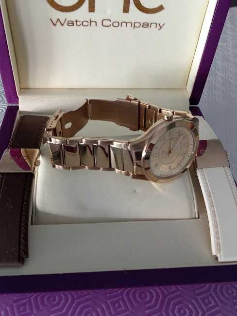 Relógio One -3 braceletes